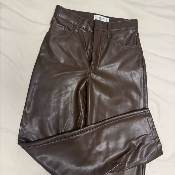 Abercrombie & Fitch Pants - Abercrombie & Fitch Faux Leather High-Rise Straight Pants - Dark Brown